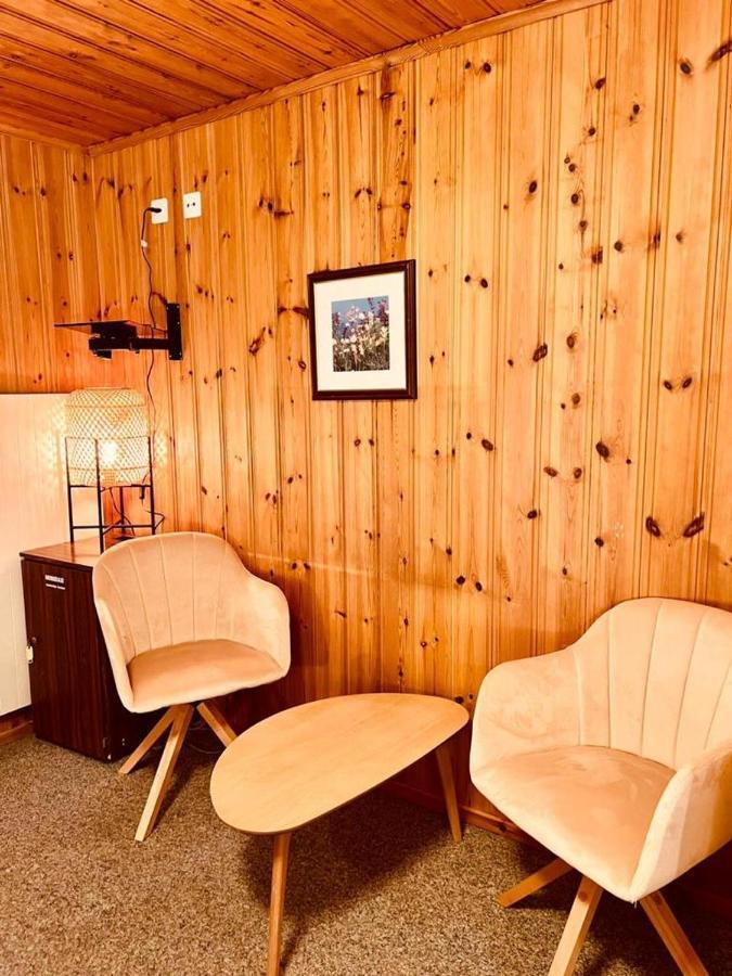 Rooms With Private Bathrooms Saas im Prattigau Exteriér fotografie